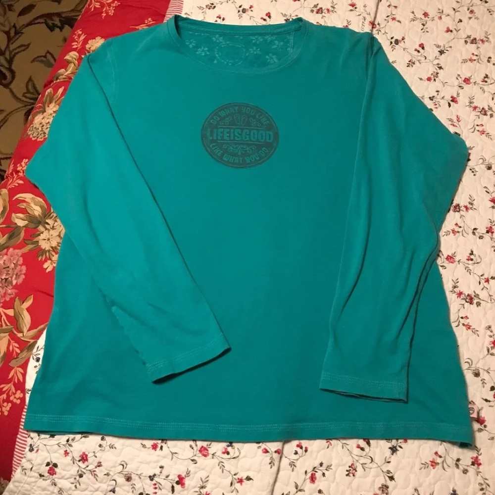 ❌SOLD❌Life is Good long sleeved t shirt